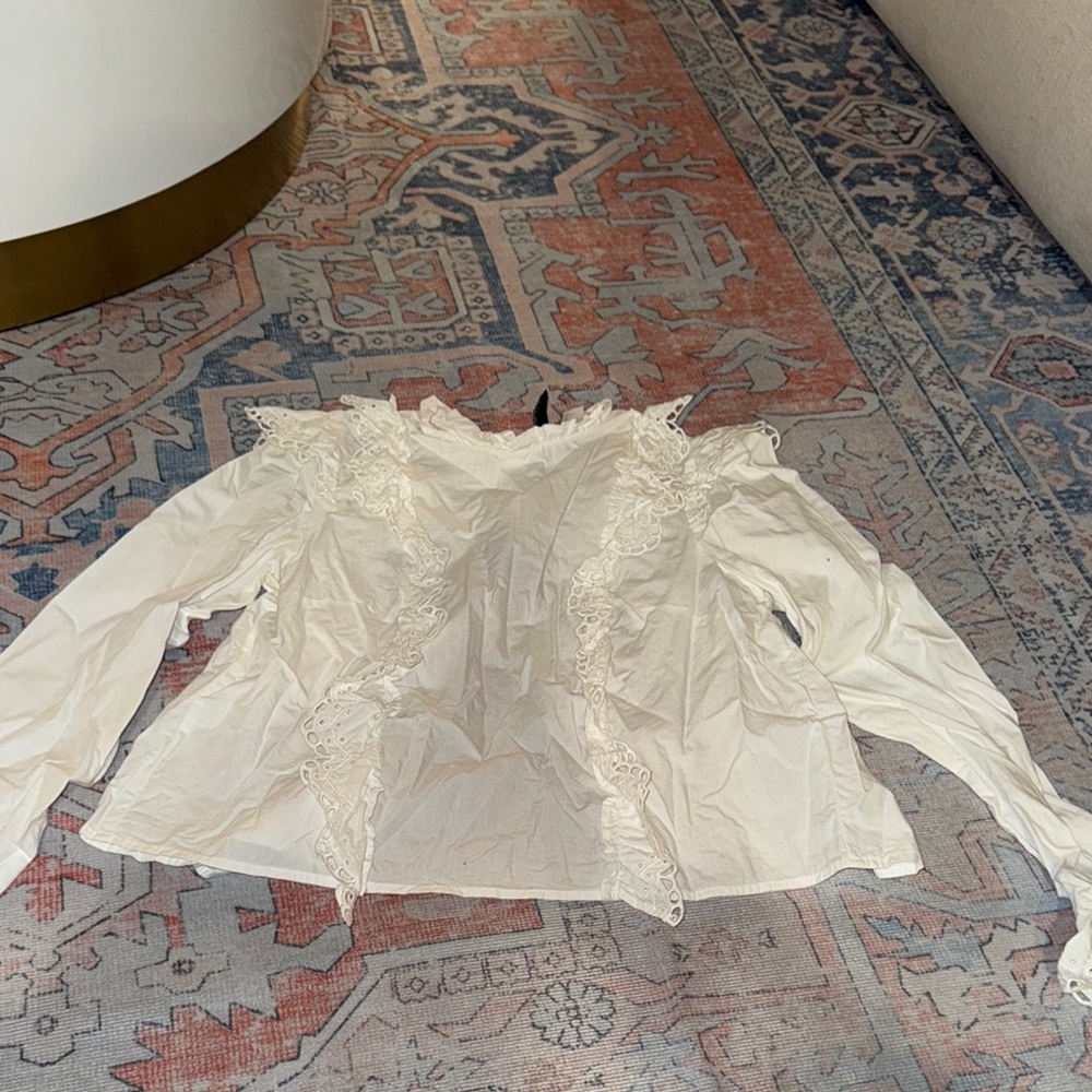 H&M Cream Lace Accent Blouse